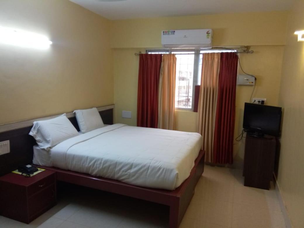 Hotel Vyshak International Mysore Extérieur photo