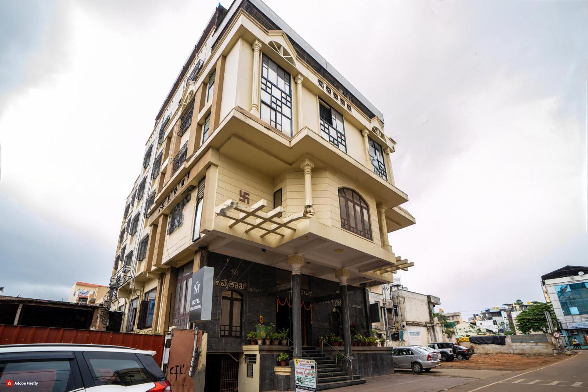 Hotel Vyshak International Mysore Extérieur photo